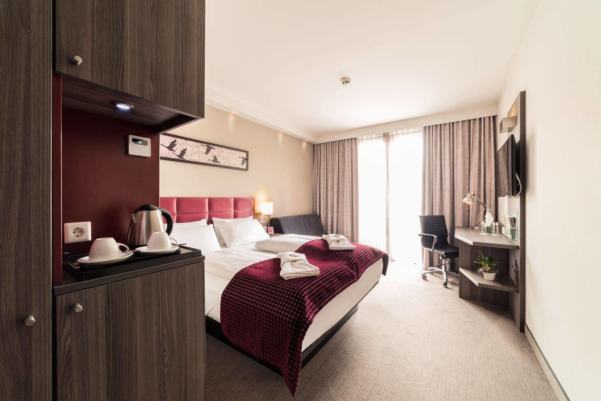 Hotel Zur Krone ゲッシャー エクステリア 写真