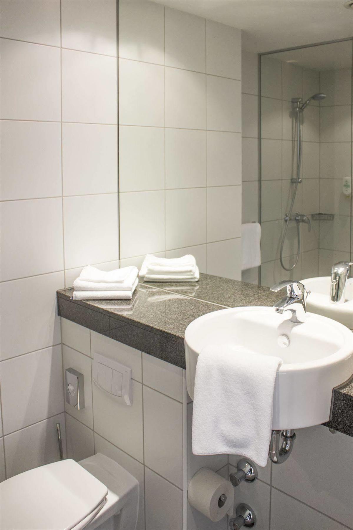 Hotel Zur Krone ゲッシャー エクステリア 写真