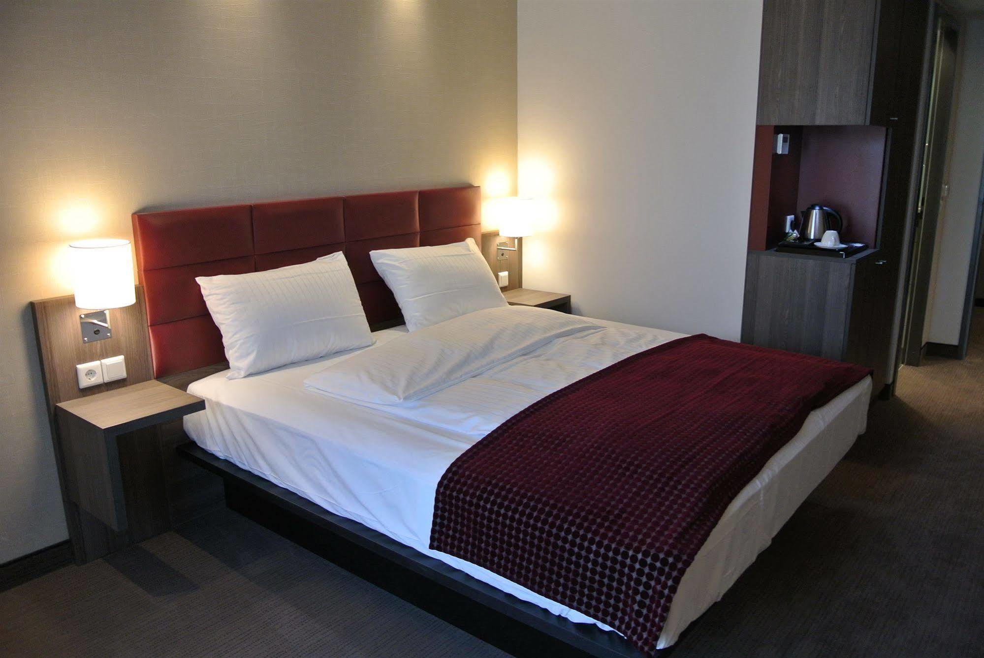Hotel Zur Krone ゲッシャー エクステリア 写真